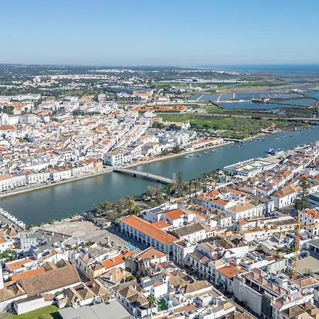 White Apartment, Town Centre Apartment Tavira